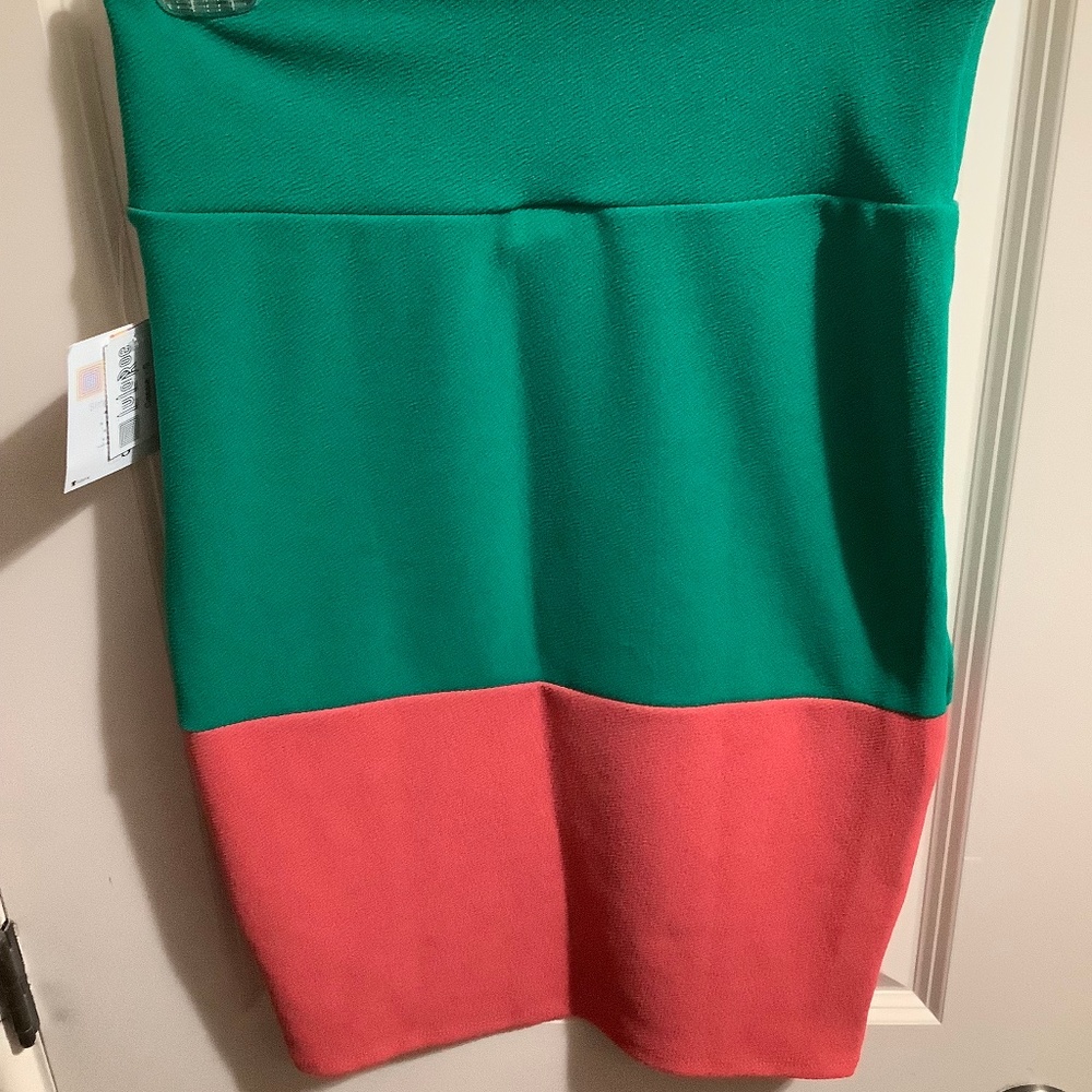 LuLaRoe Cassi Skirt - Small